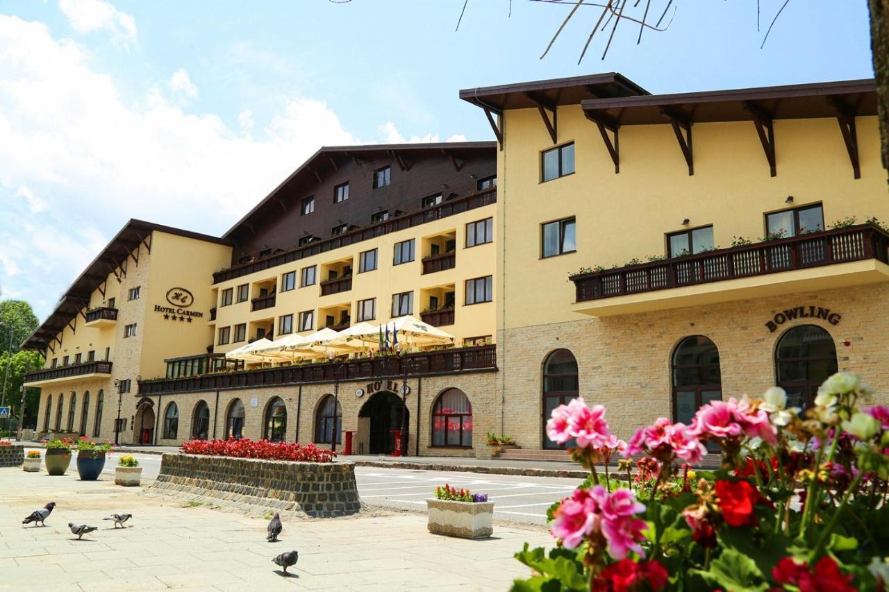Hotel Carmen Predeal Exteriér fotografie