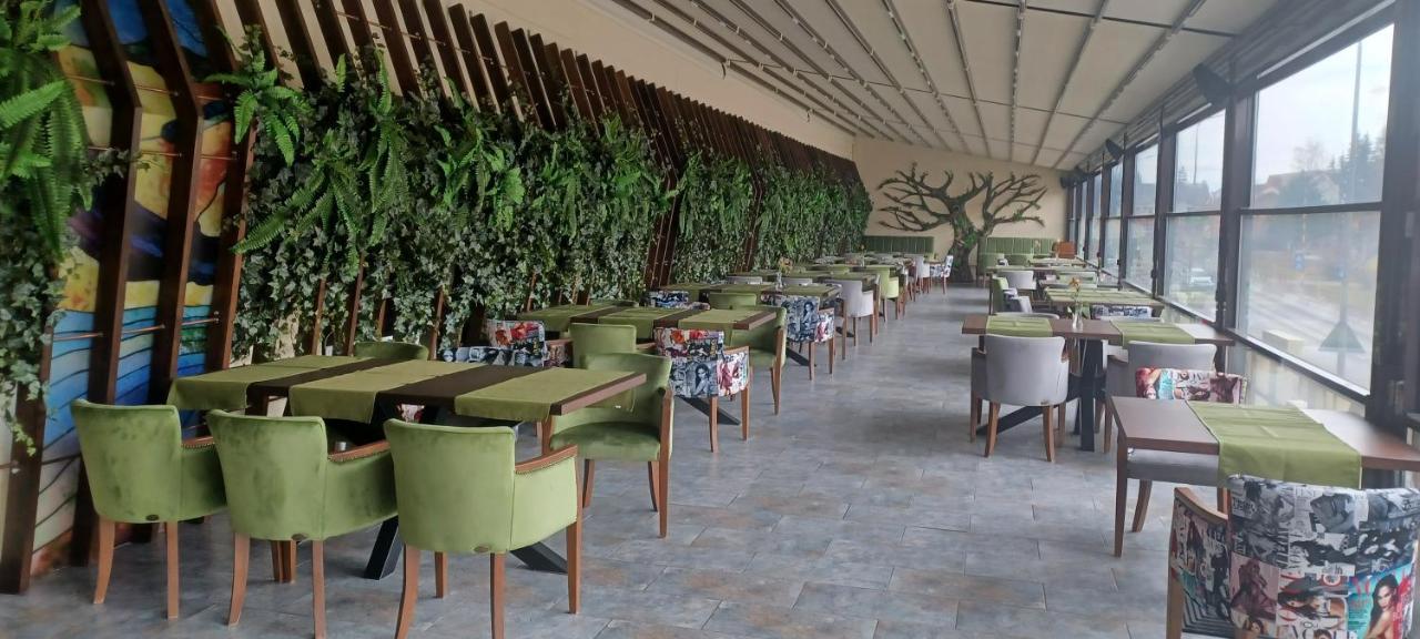 Hotel Carmen Predeal Exteriér fotografie